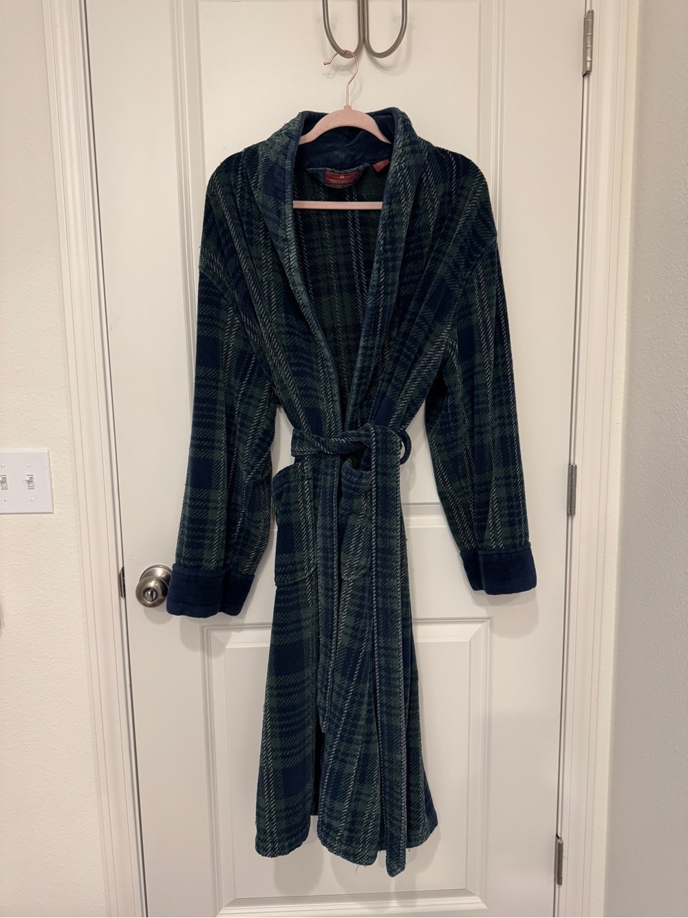 Nordstrom Green and Navy Plaid Plush Robe